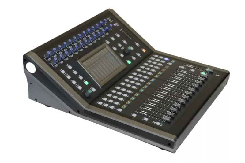 Dreamsound DM-24 24-канальный цифровой микшер Dreamsound DM-24 24-канальный цифровой микшер